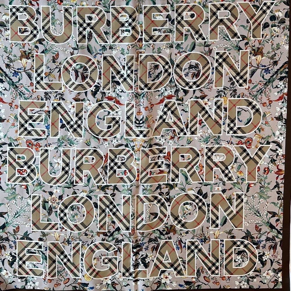 Burberry silk shawl 90x180cm